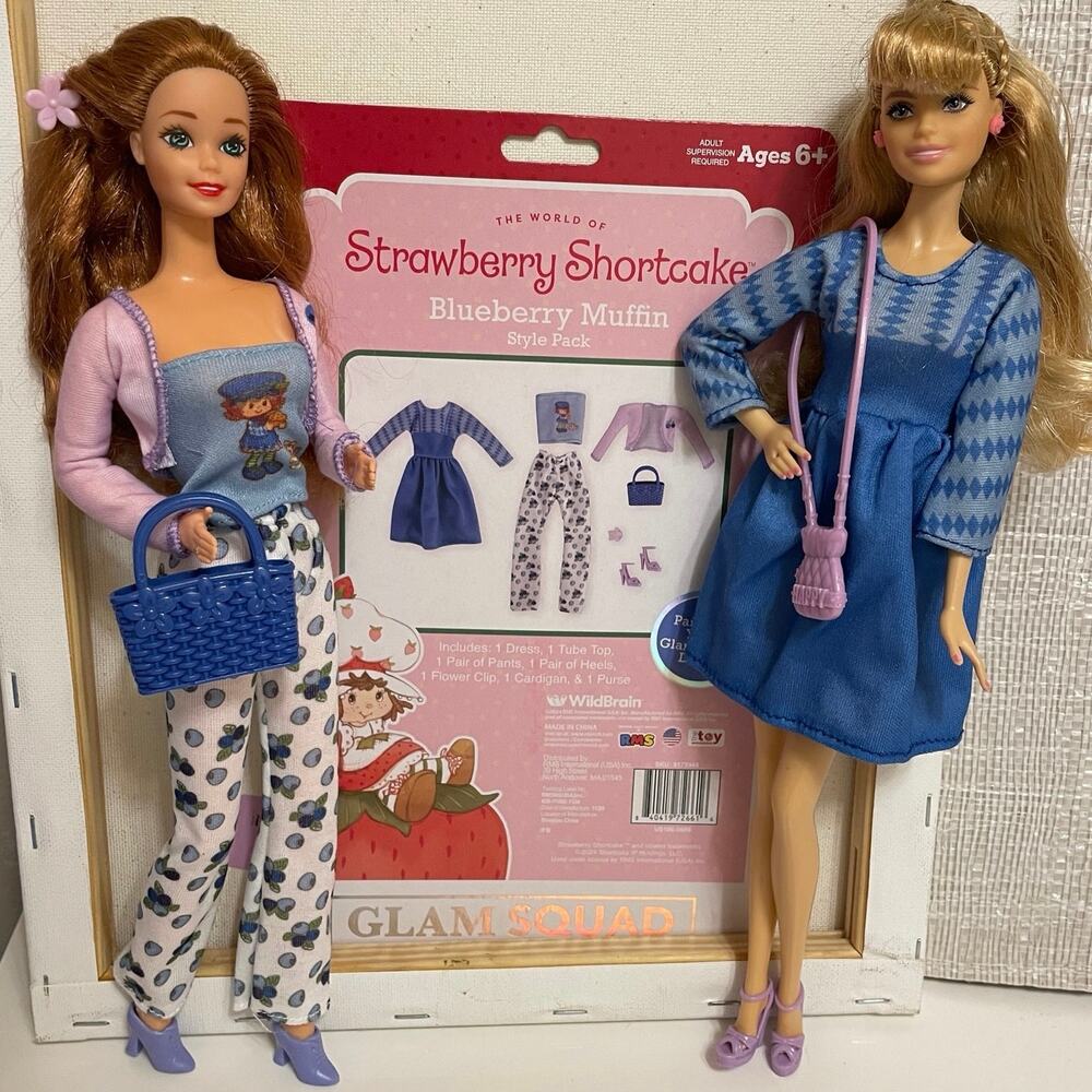 Glam Squad Strawberry Shortcake Style Pack Outfits Barbie Blueberry & 2 Dolls